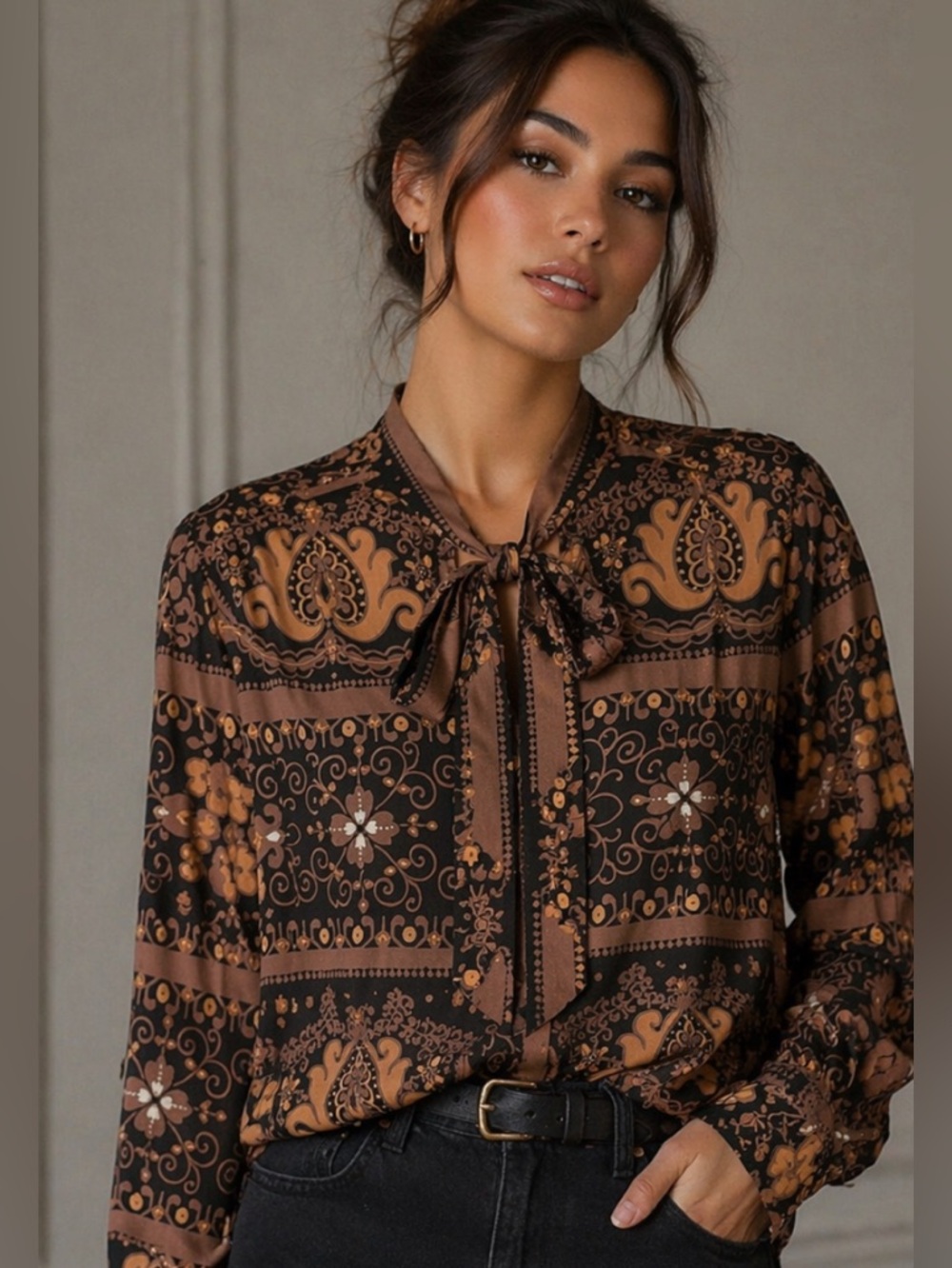 Novella Royale Blouse in brown moonshine